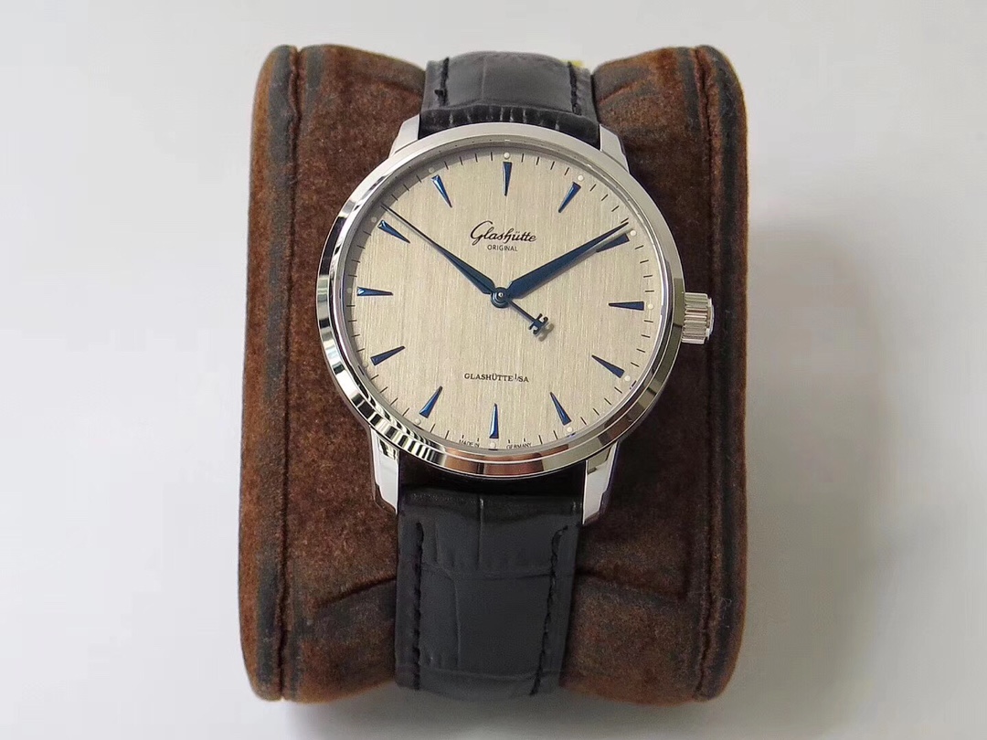 Glashutte Original Blue 2019