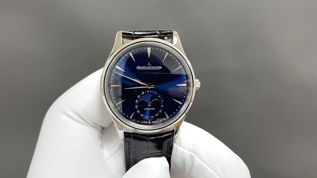 Jaeger-LeCoultre Blue 39mm