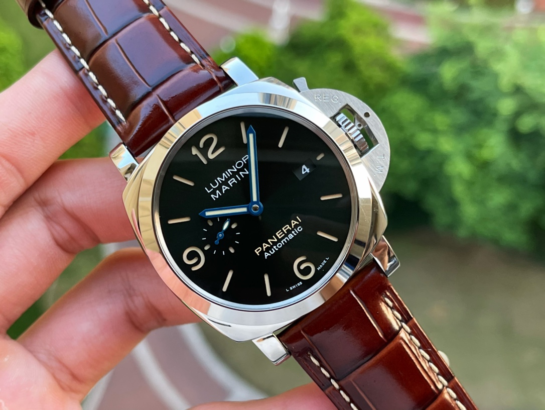 Panerai VS Watch 7921