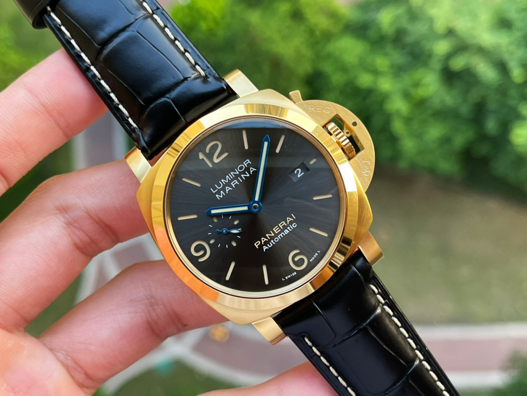 Panerai VS Watch 7922