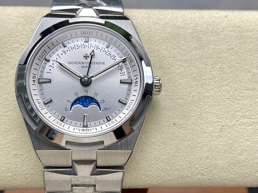 Vacheron Constantin Overseas 4000V/210A