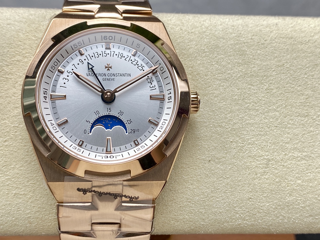 Vacheron Constantin Overseas 4000V/210A