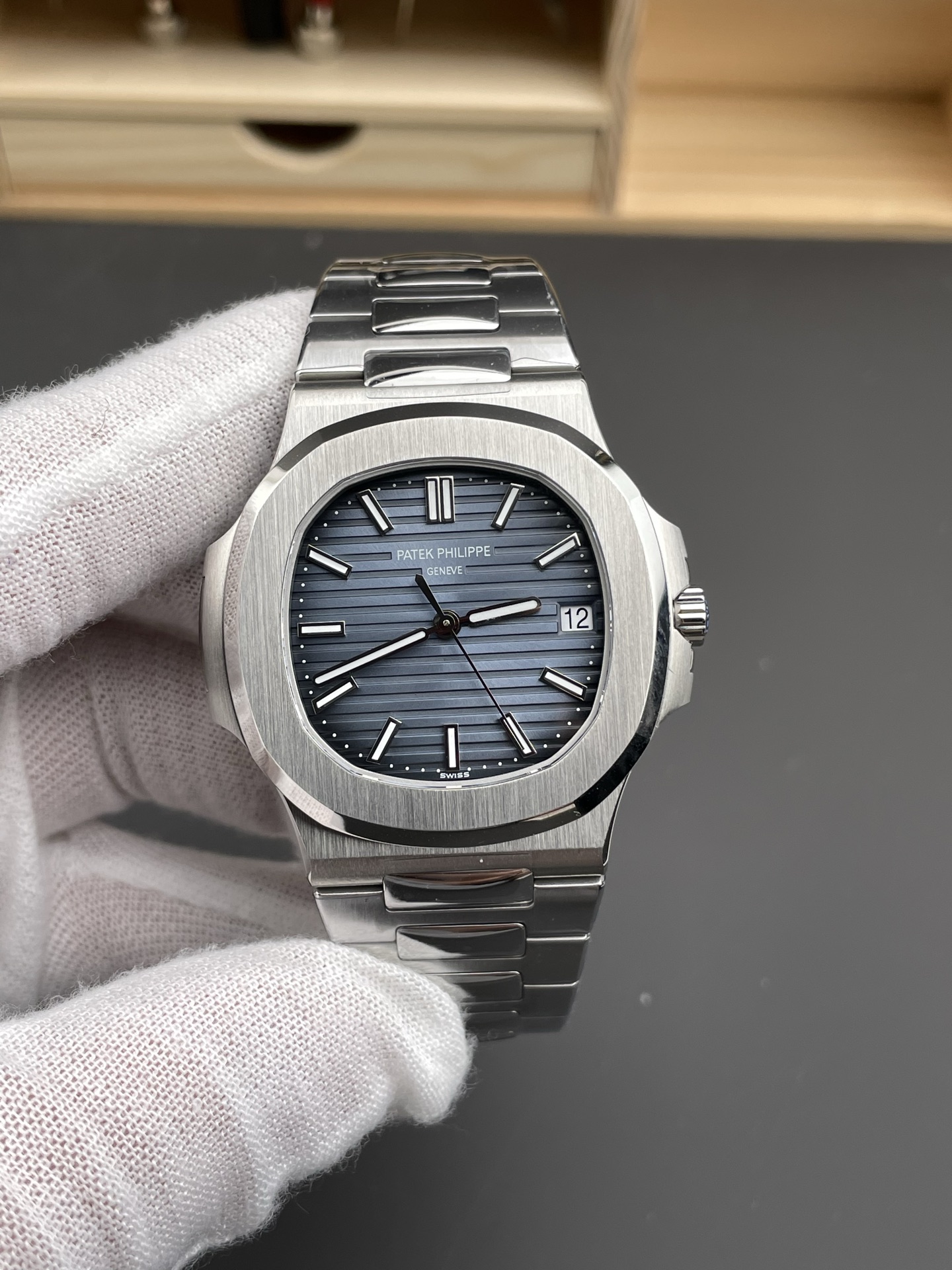 Patek Philippe Nautilus Blue 5711 40mm 3K