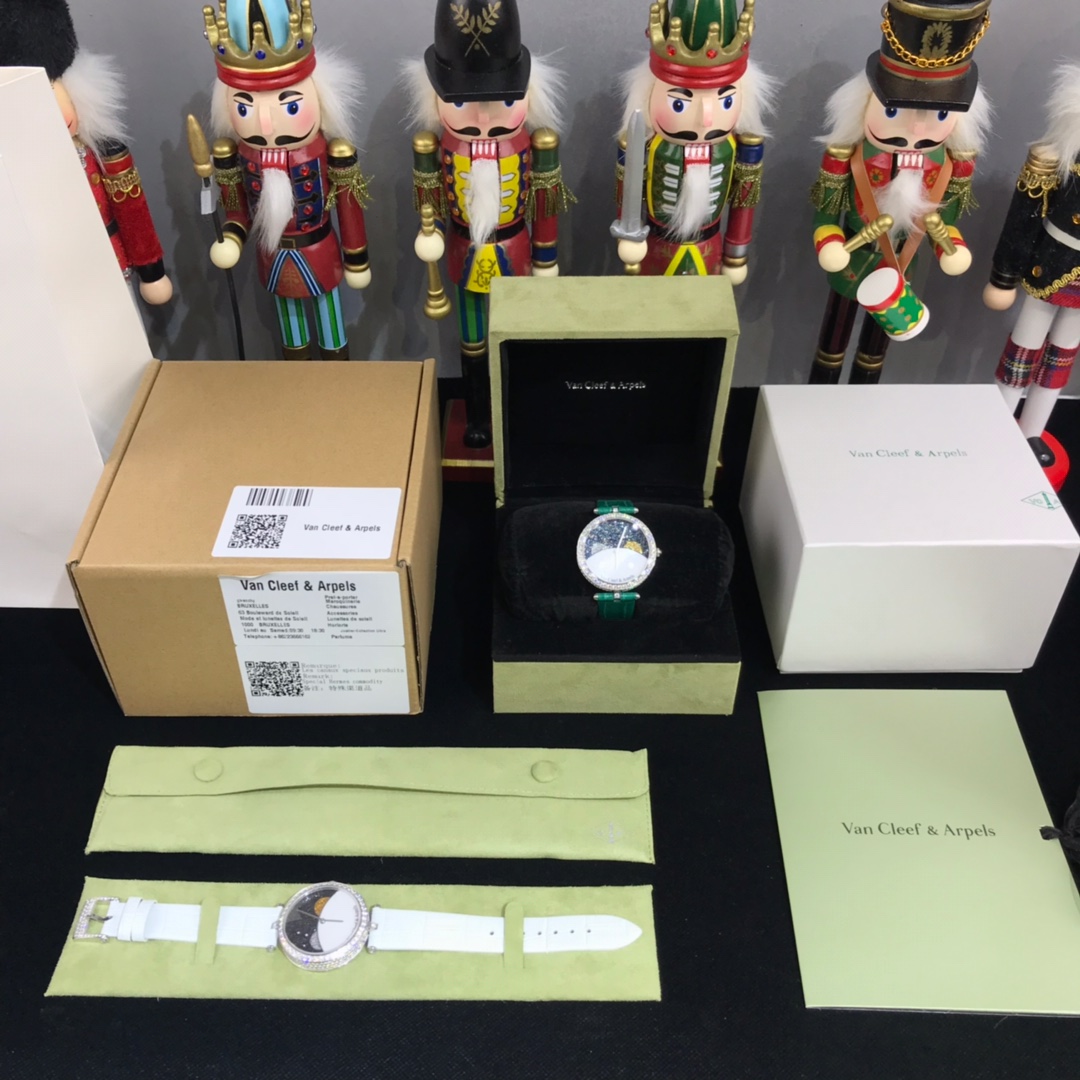 Van Cleef & Arpels Green 38mm