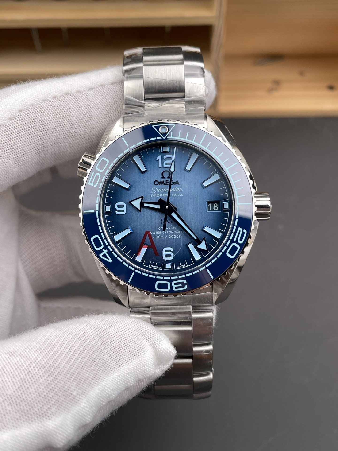 Omega Seamaster Blue 8800 39.5mm VS