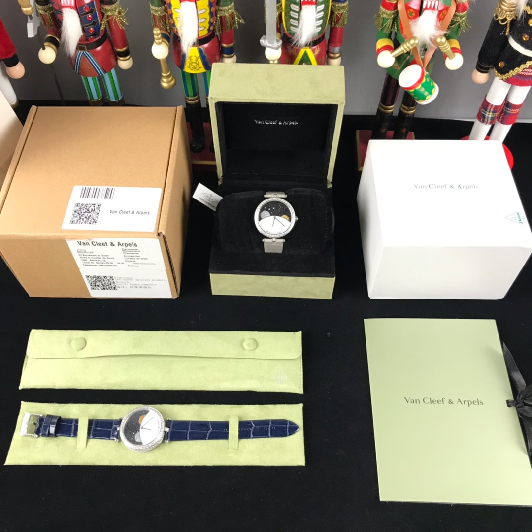 Van Cleef & Arpels Green 38mm
