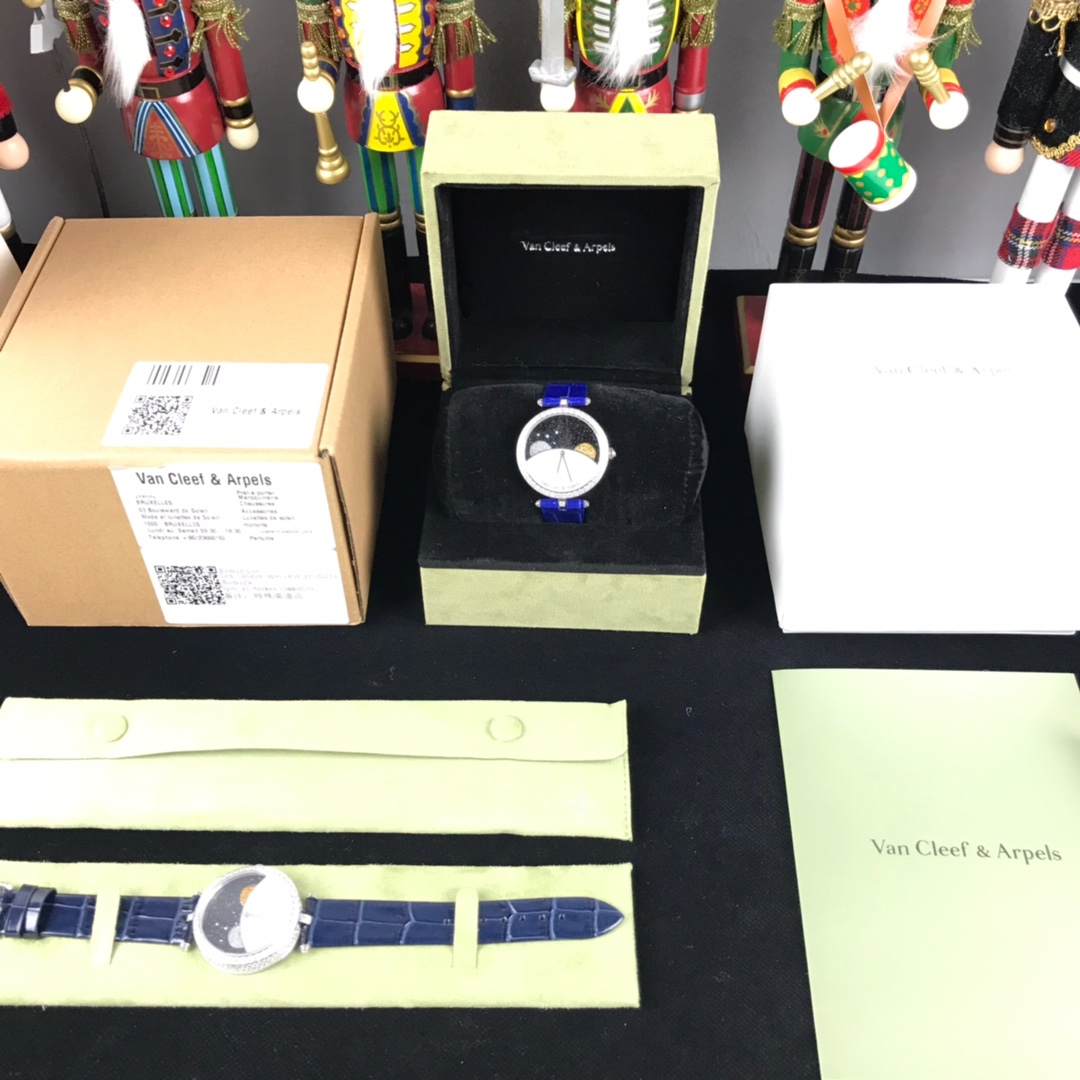 Van Cleef & Arpels Green 38mm