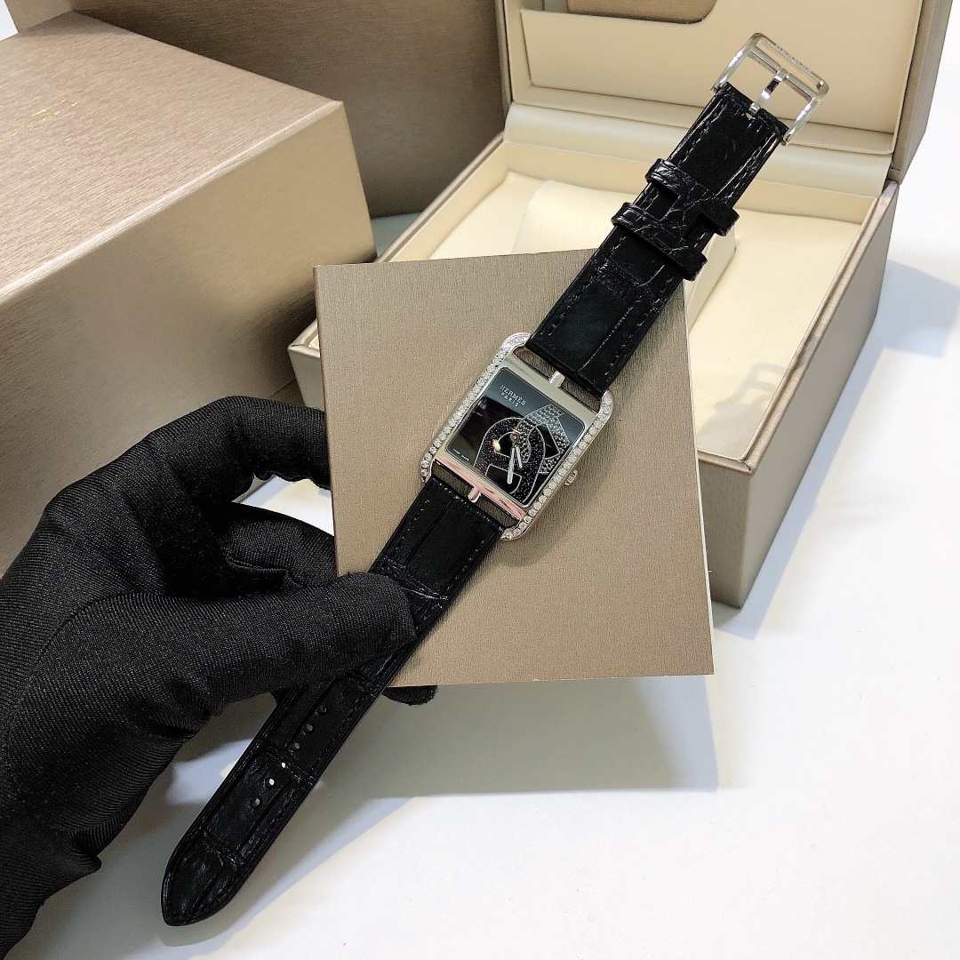 Hermes 29mm Watch 16041