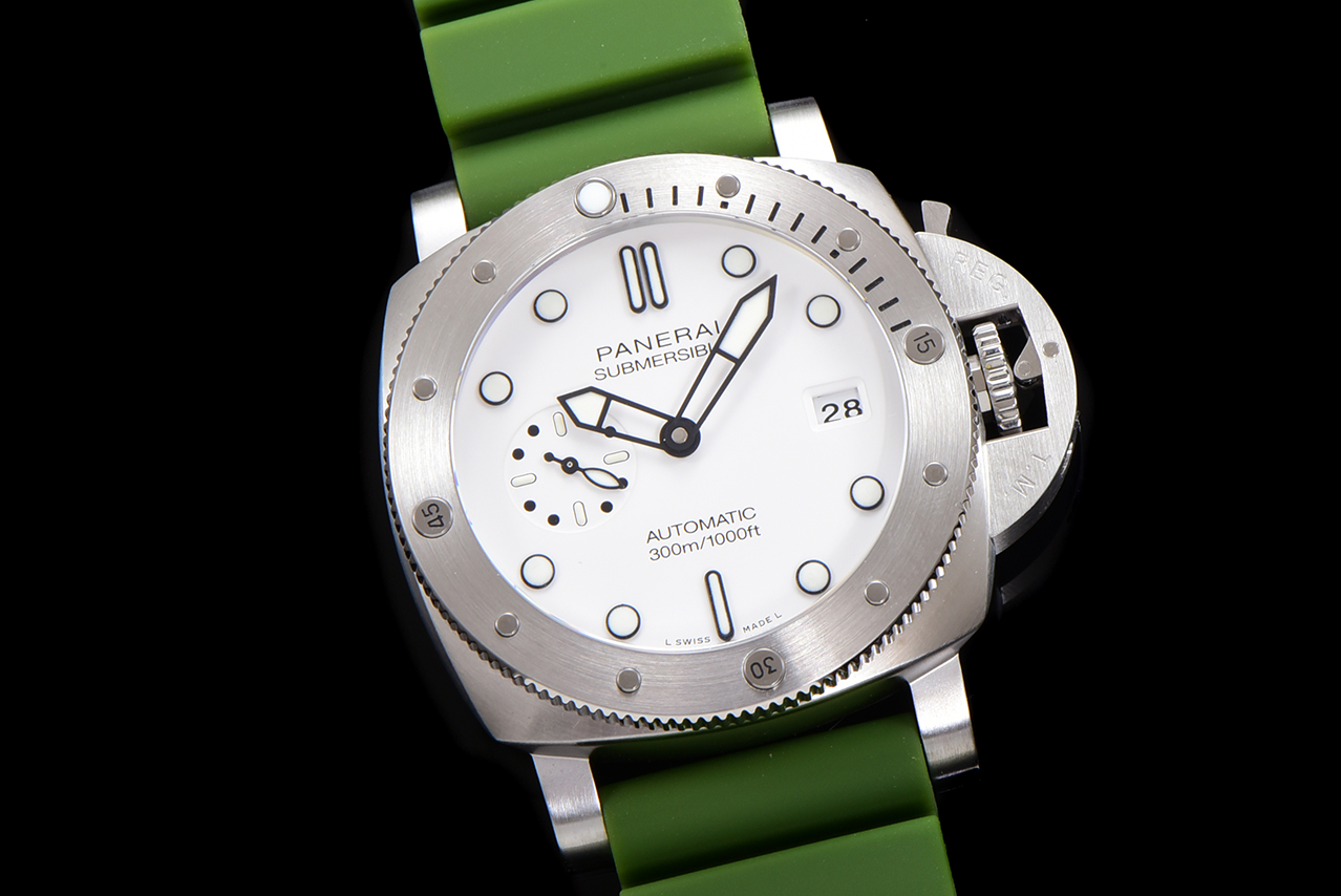 Panerai Green 44mm