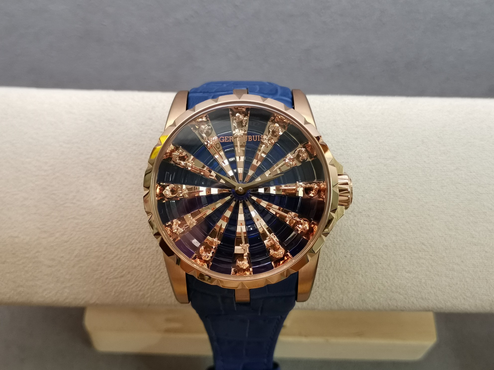 Roger Dubuis Watch 1695