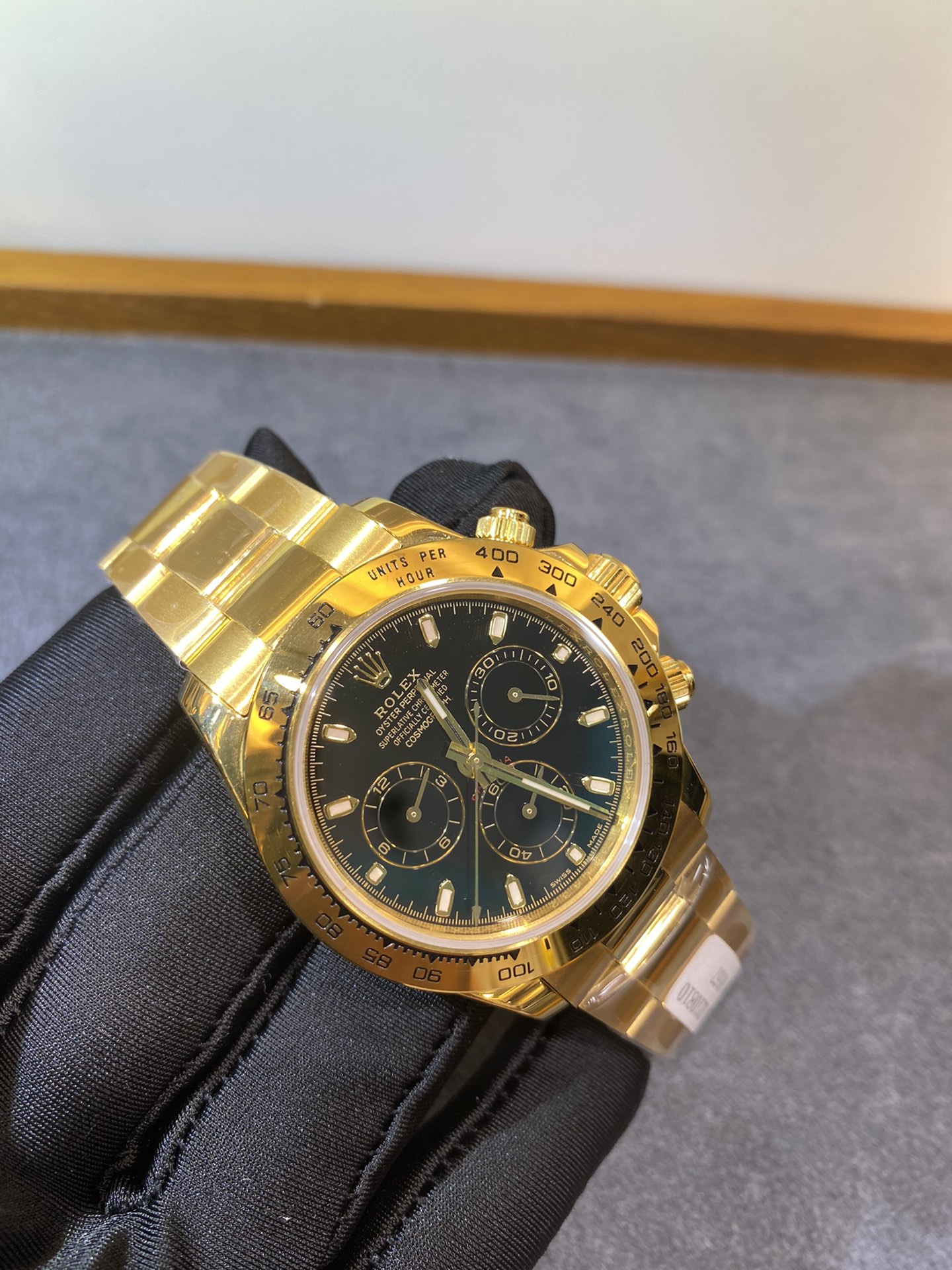 Rolex Daytona Yellow Gold