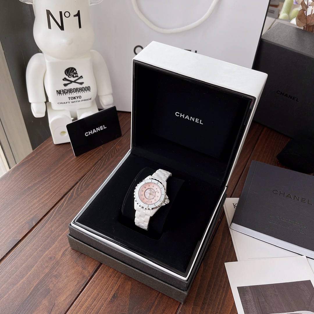 Chanel Blue 33mm