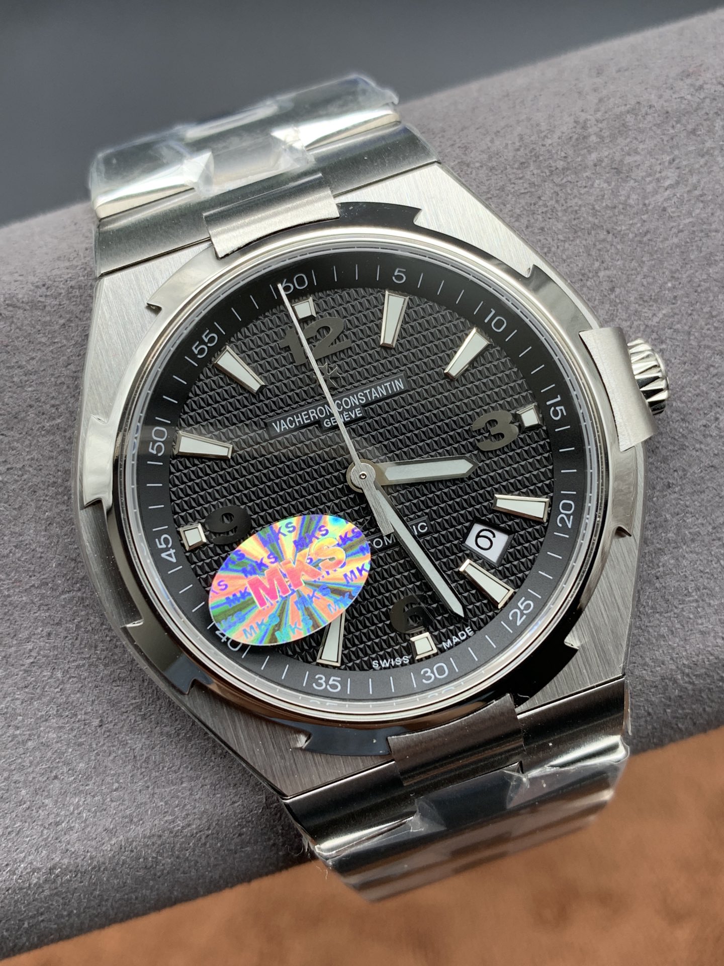 Vacheron Constantin Overseas Black
