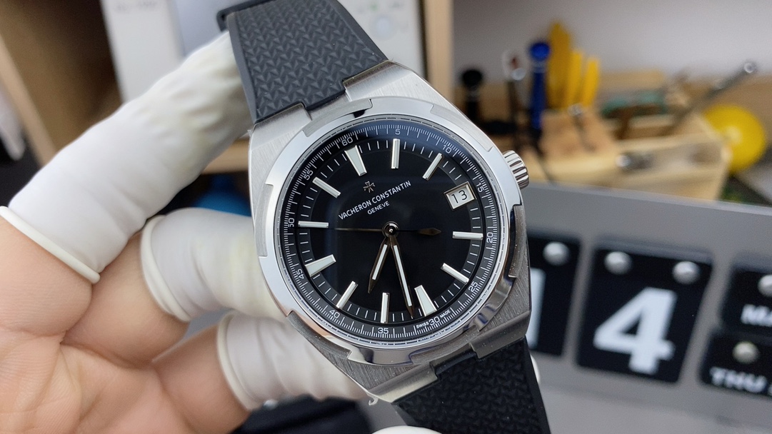 Vacheron Constantin Black Watch 4727