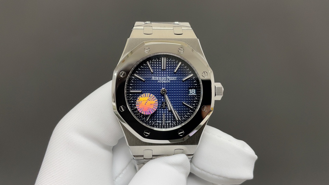 Audemars Piguet Blue 15202 39mm