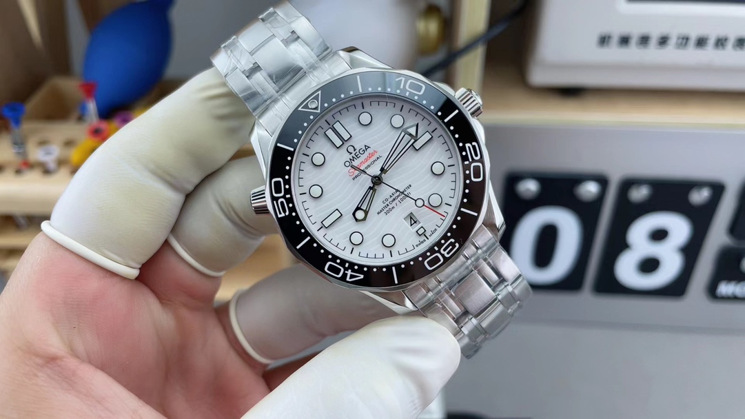 Omega Seamaster Watch 10983