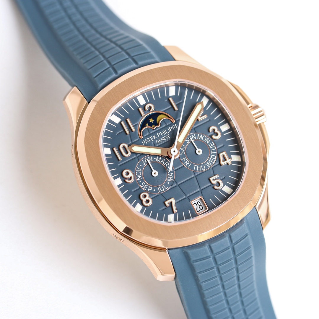 Patek Philippe Aquanaut Blue 5261R-001