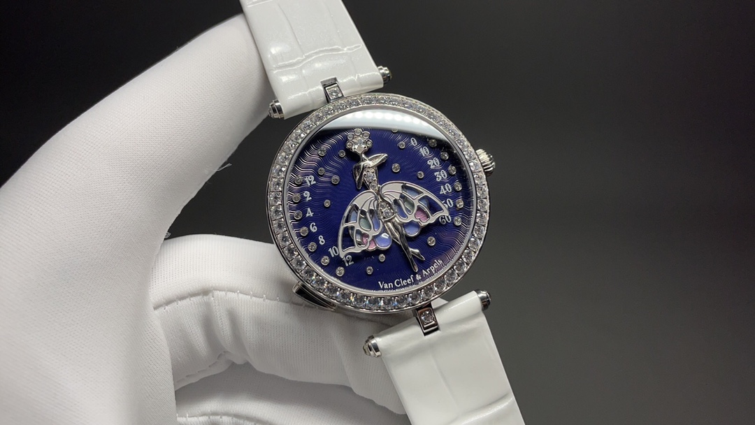 Van Cleef & Arpels Watch 16189