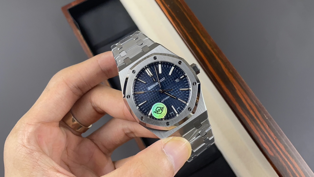 Audemars Piguet 15400 APS