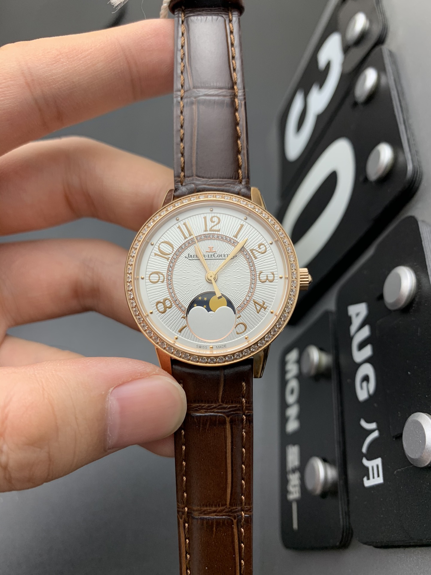 Jaeger-LeCoultre Rose Gold Watch 3250