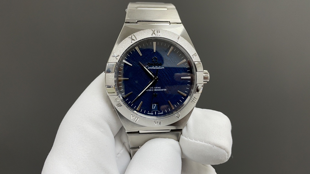 Omega Constellation Blue 8900/8901 41mm