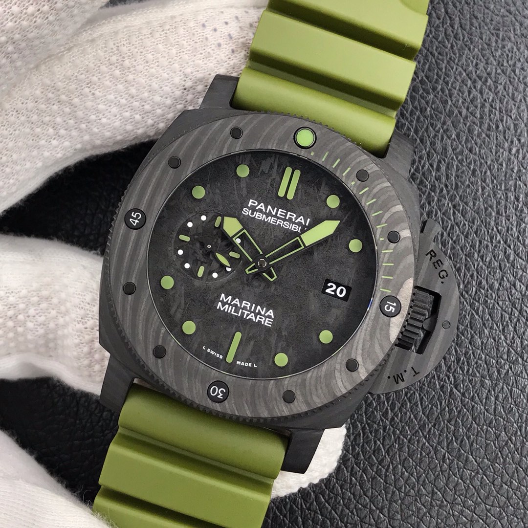 Panerai Green 47mm VS
