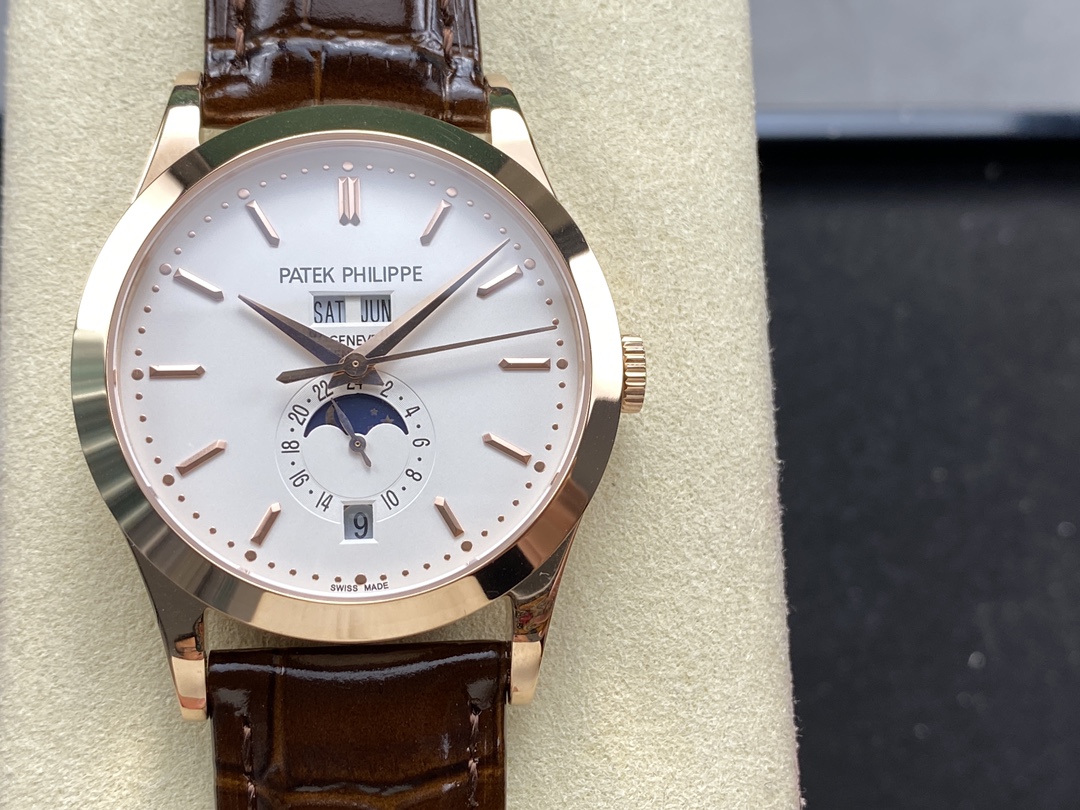 Patek Philippe Blue 5205G 38.5mm
